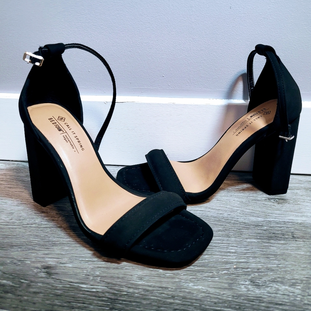 Call It Spring Size 5 Black Heels